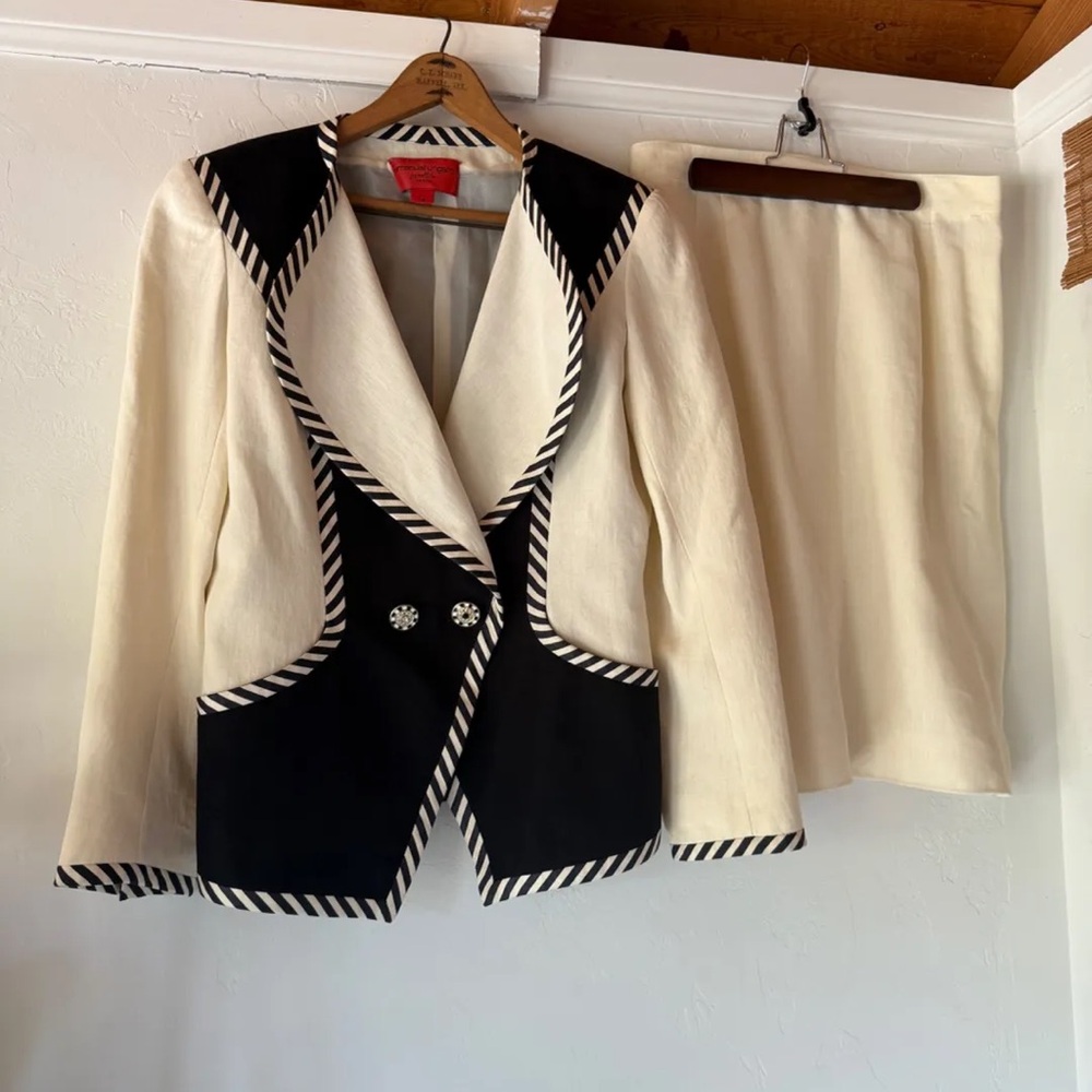 Vintage Emanuel Ungaro Designer Black Cream Blazer Skirt Suit Set Rare Holiday